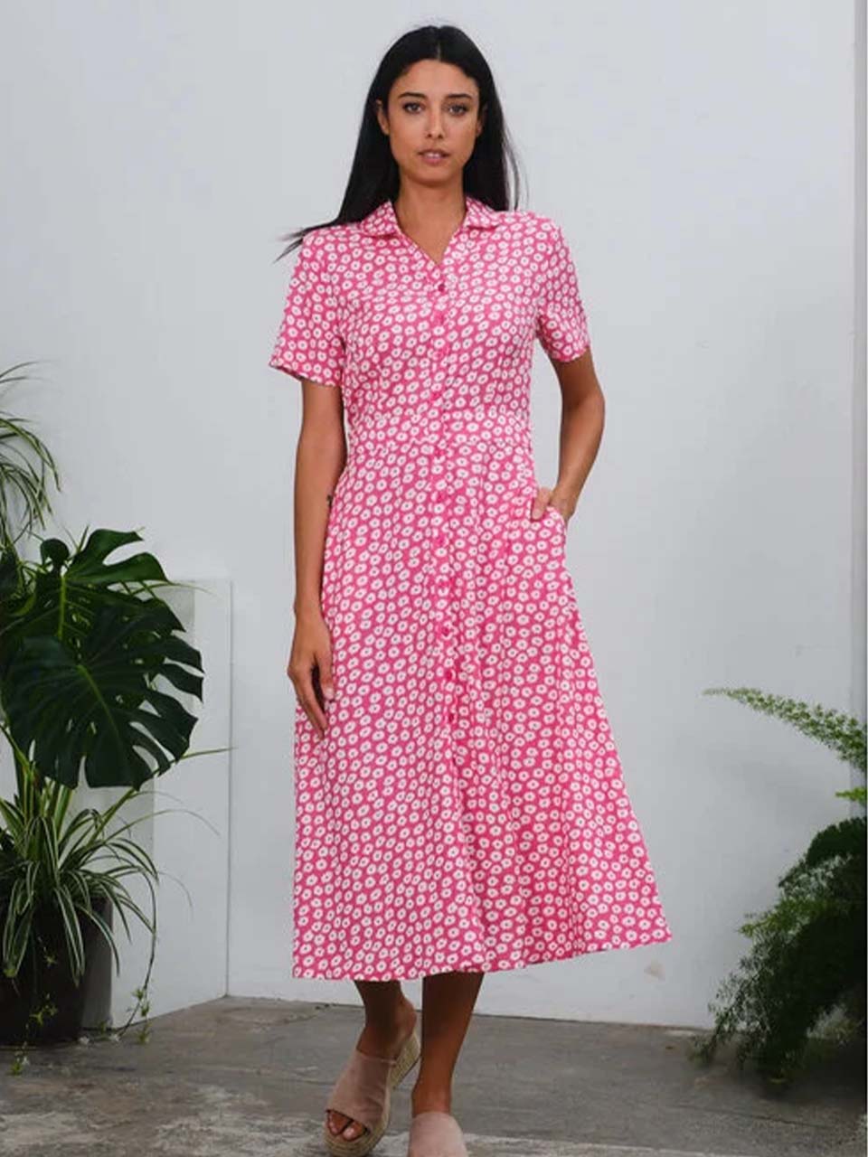 Jonie Dress in Pink Daisies Print by Pretty Vacant